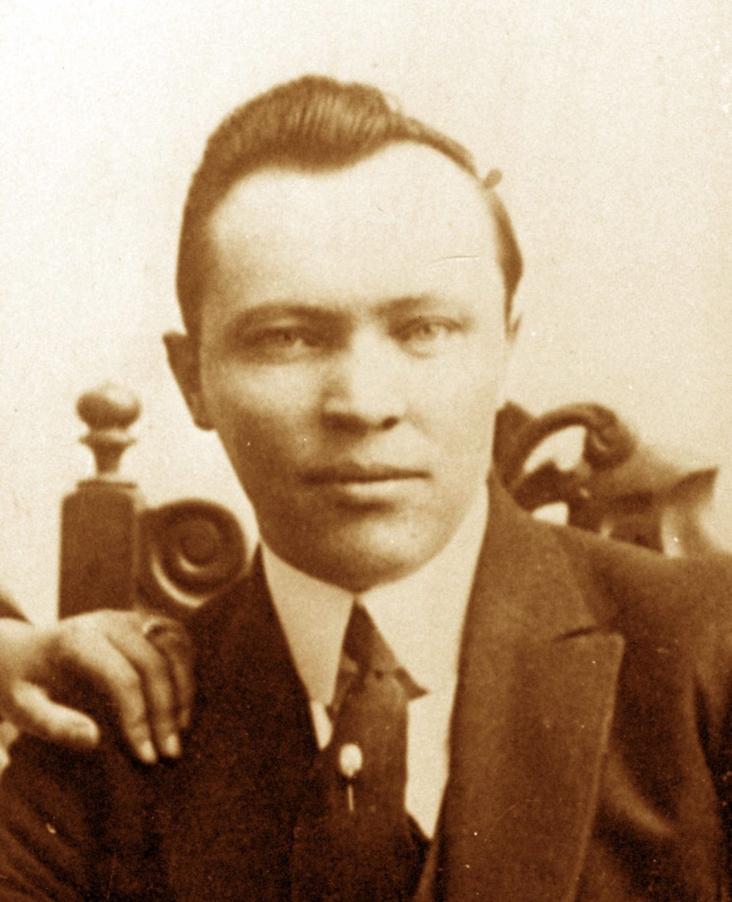 Stephen Maslanka, a Polish immigrant to the USA, has been missing since June 27, 1930. He was last seen in Yorkshire, New York, but there is speculation he may have driven to Mt. Morris, New York.